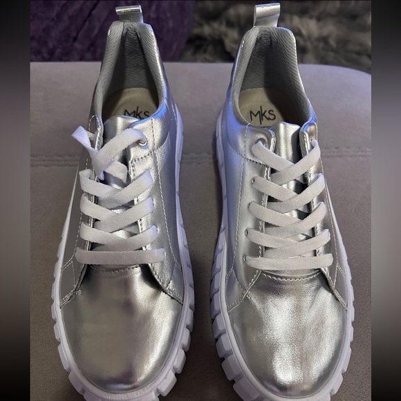Metallic Platform Sneakers - Picture 2 of 5